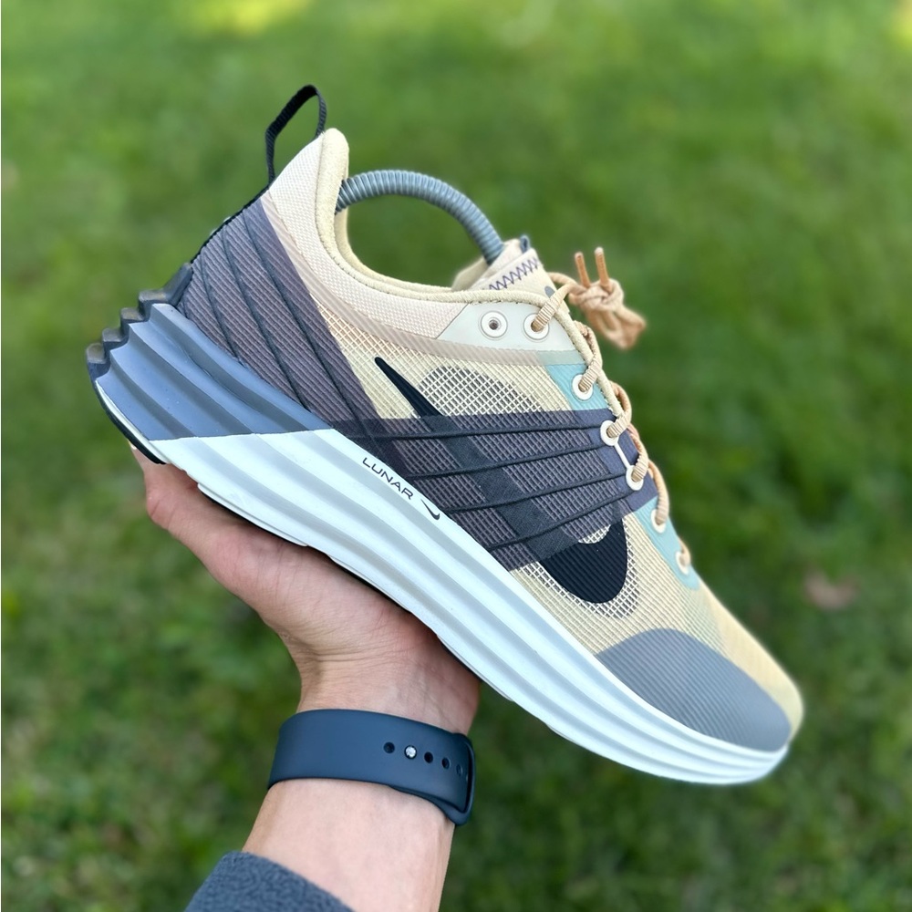 Men’s running shoes Nike Lunar Roam Sesame size 9 us brand new original